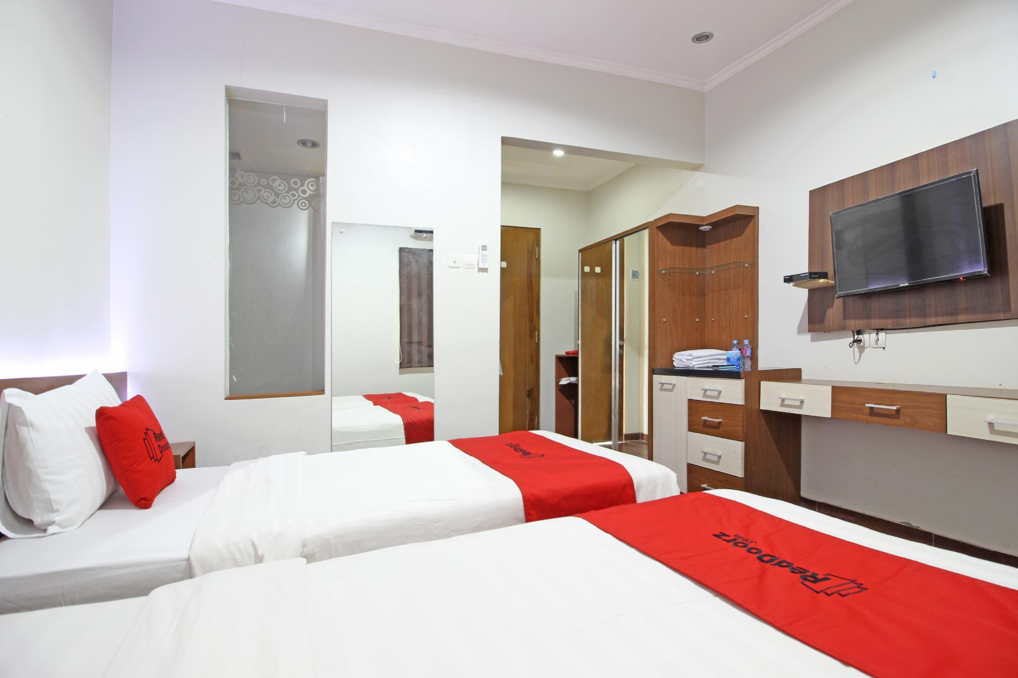 Reddoorz Near Jogja City Mall Melati Exterior photo