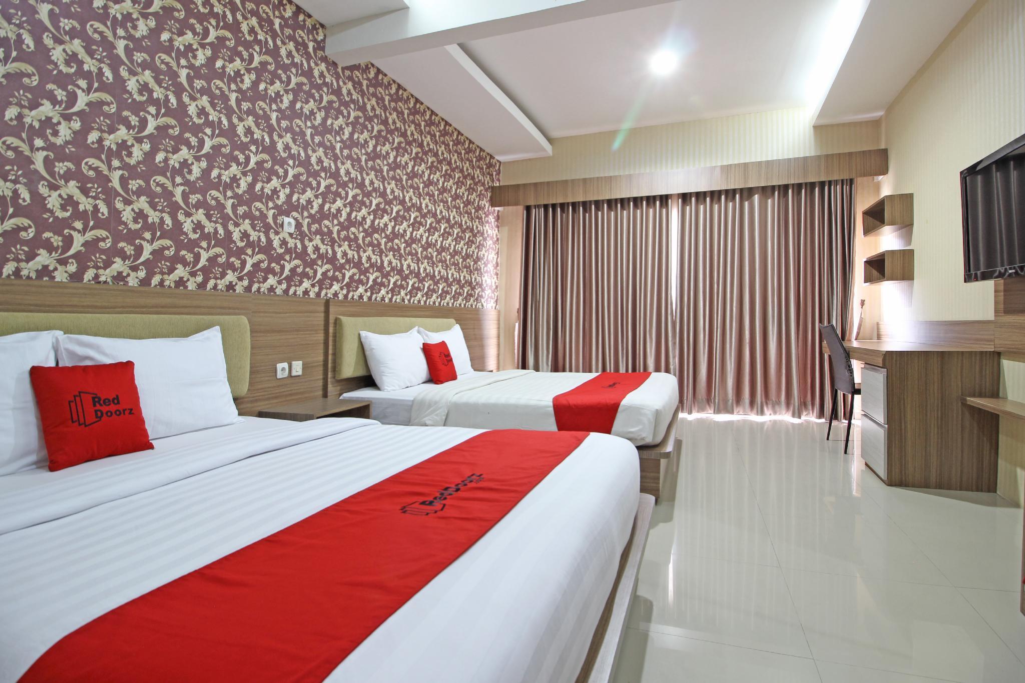 Reddoorz Near Jogja City Mall Melati Exterior photo